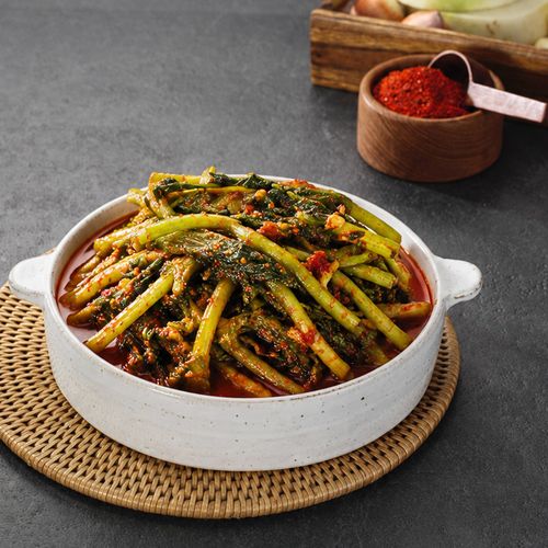 청우 진짜 맛있는 100% 국내산 열무김치 800g의 썸네일